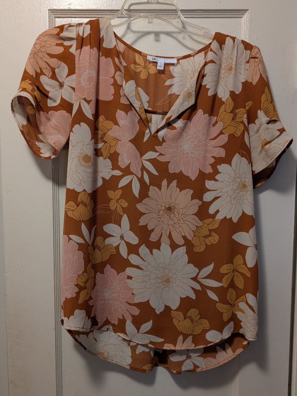 DR2 Daniel Rainn floral V-Neck Short Sleeve Blouse - Rust, Cream & Pink